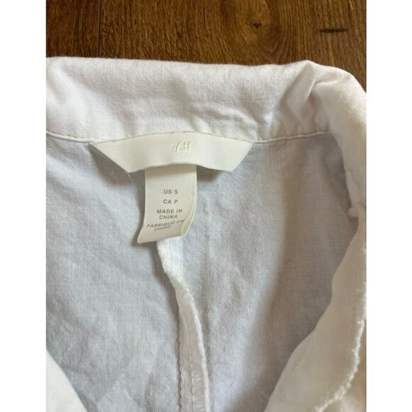 H&M Women's Short White Rompers Size Small - Picture 3 of 6